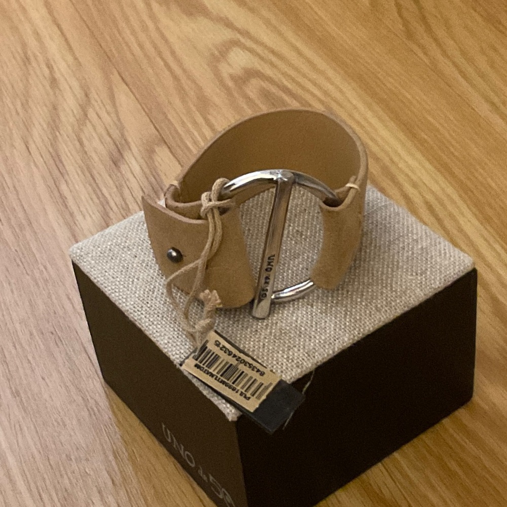 UNO de 50 Tan Suede Belt with Silver Buckle Bracelet “Watt’s Up” - Picture 8 of 8